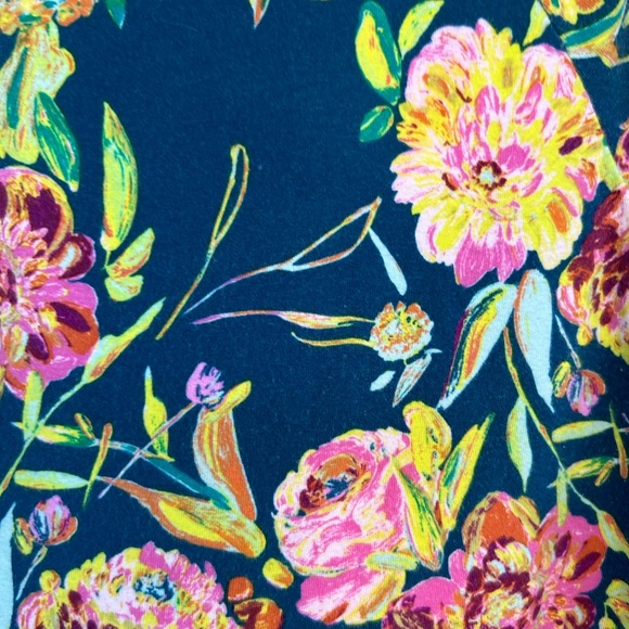 2 comfy jersey knit tops from National Picnic. - Picture 7 of 7